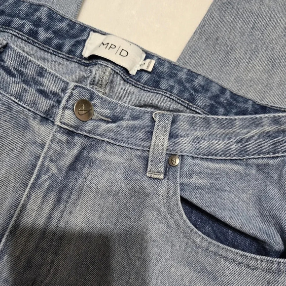 MINKPINK MP|D Wildflower Scando Jeans, Floral Embroidered, Straight Leg, EUC! - Picture 14 of 15